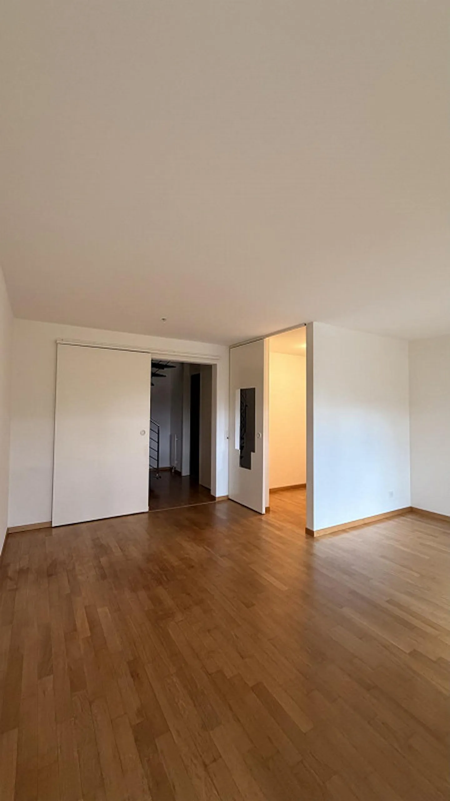 Bellissimo appartamento maisonette di 4,5 stanze! - Foto 2 di 8