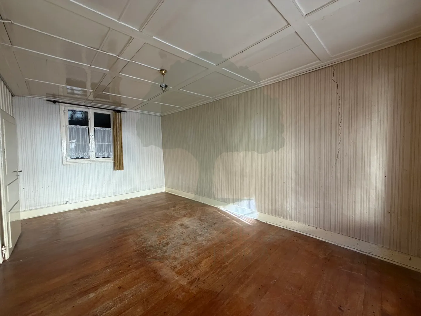 Haus vollständig im Herzen von Saint-Ursanne zu renovieren - Foto 20 von 28