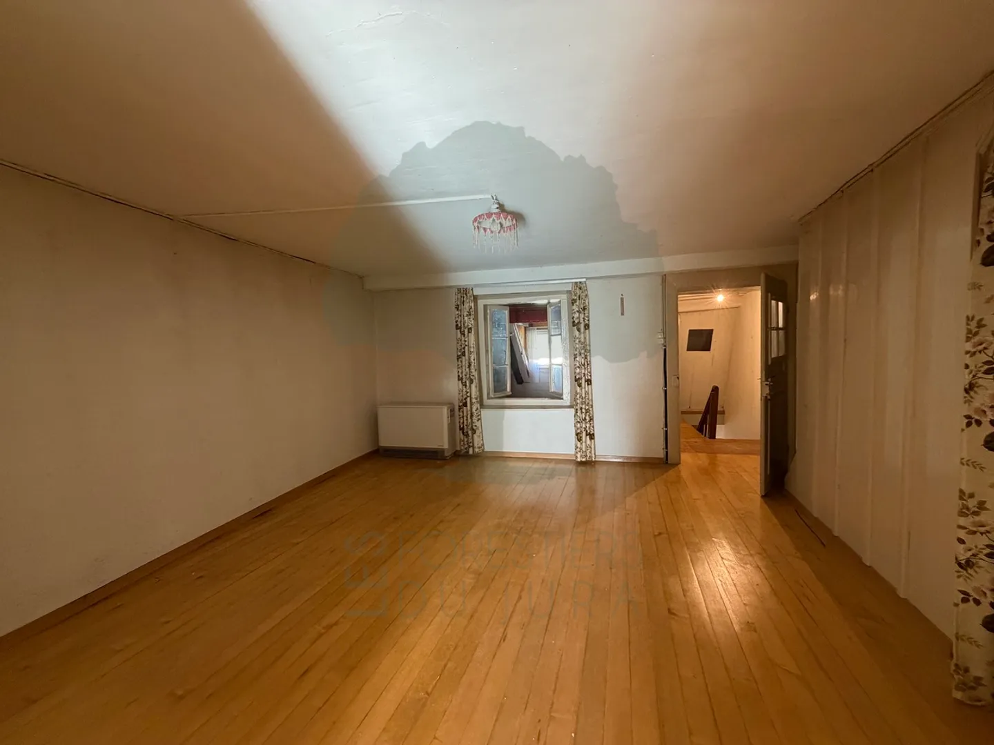 Haus vollständig im Herzen von Saint-Ursanne zu renovieren - Foto 9 von 28