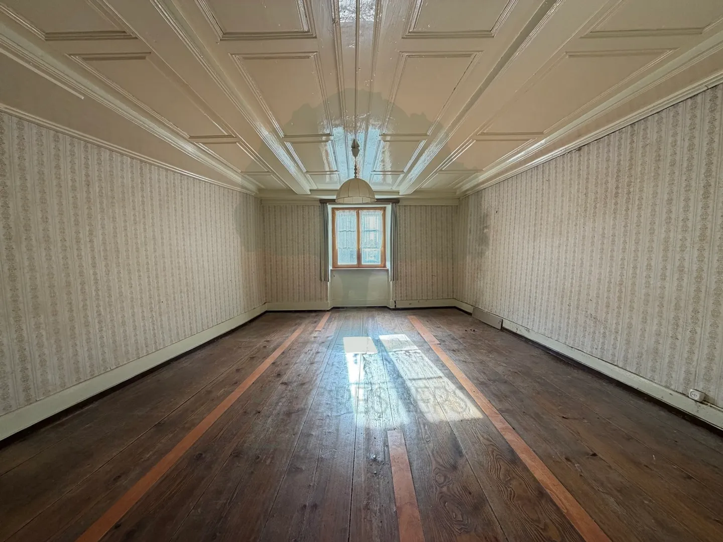 Haus vollständig im Herzen von Saint-Ursanne zu renovieren - Foto 10 von 28