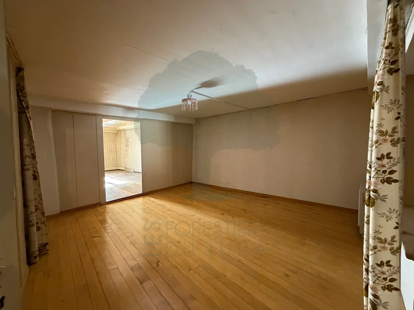 Haus vollständig im Herzen von Saint-Ursanne zu renovieren - Foto 25 von 28