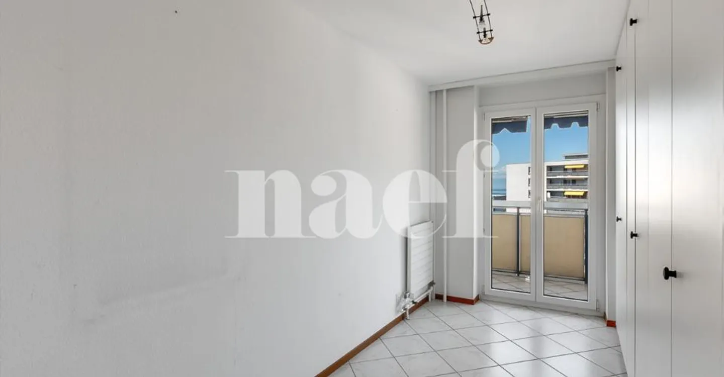 Appartement au bord du lac - Photo 11 sur 13