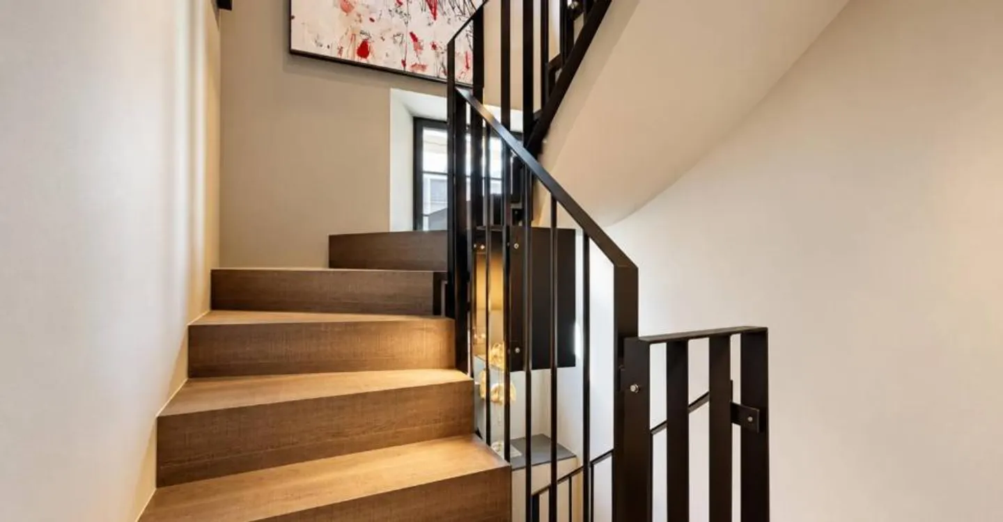 CASA DEL VILLAGGIO DI 220 M2 - RISTRUTTURATA NEL CUORE DEL VILLAGGIO - Foto 4 di 12