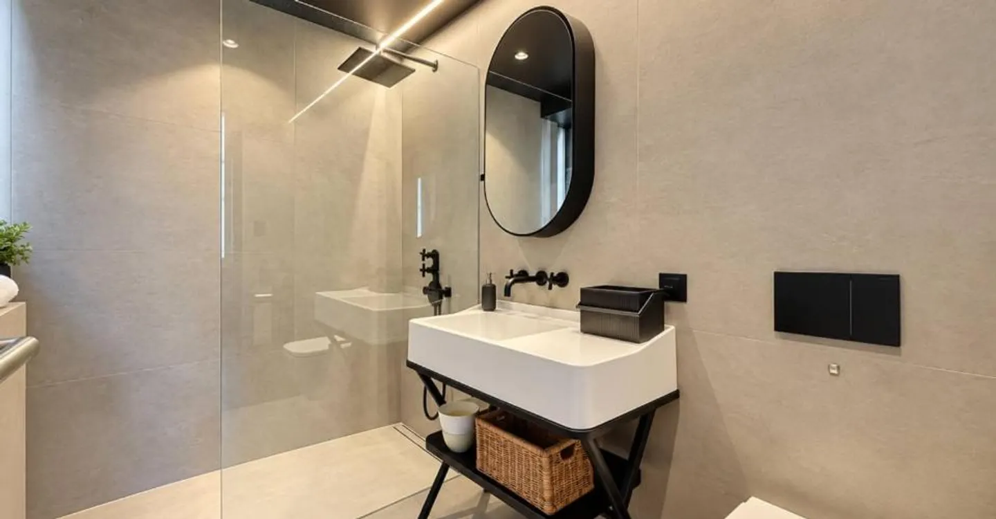 CASA DEL VILLAGGIO DI 220 M2 - RISTRUTTURATA NEL CUORE DEL VILLAGGIO - Foto 9 di 12