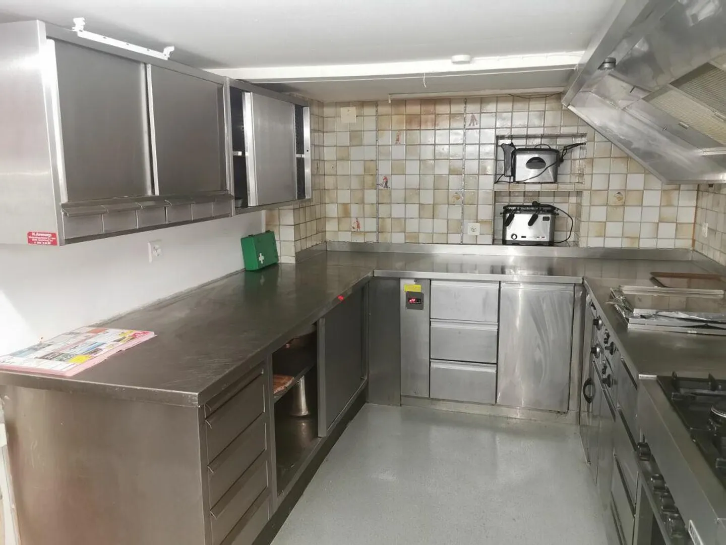 Zu verkaufen voll vermietetes Wohnhaus mit Restaurant im Zentrum vo... - Foto 6 von 6