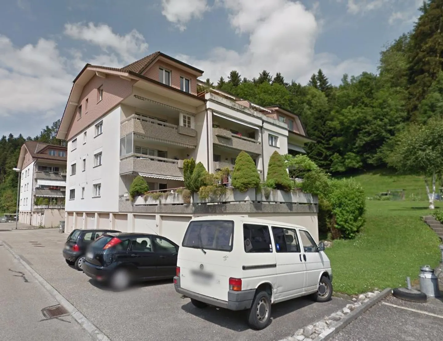 Cozy apartment in a quiet location - Photo 1 of 7