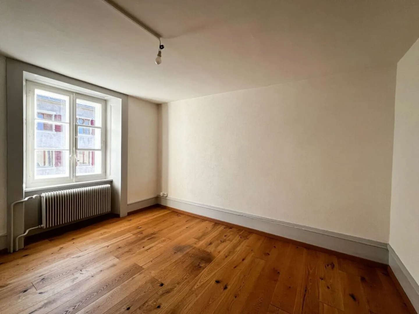 Appartamento affascinante con 2 stanze - Foto 3 di 4