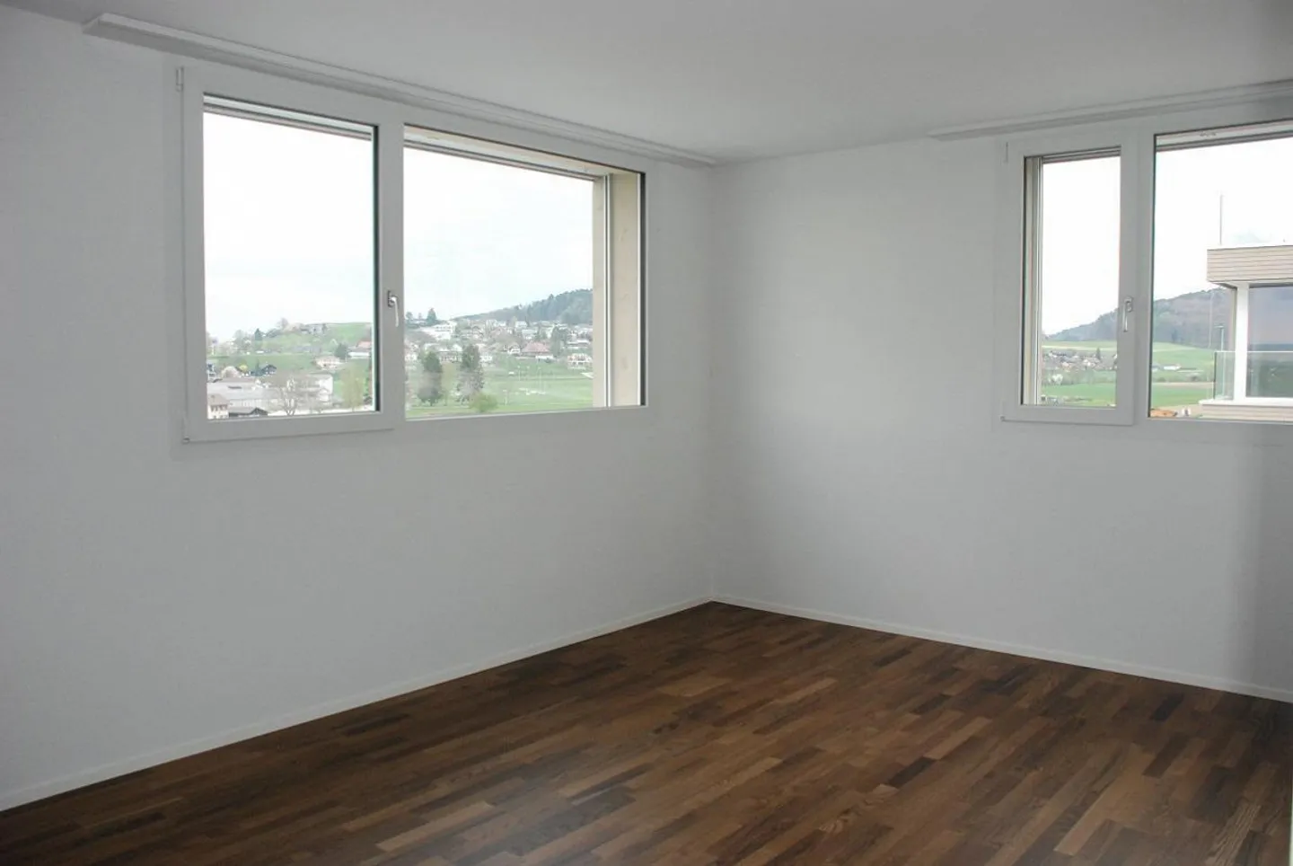 Moderne Attikawohnung mit grosser Terrasse - Foto 7 von 8