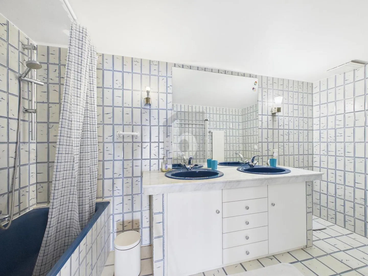 Duplex Élégant à Genolier - Photo 5 sur 6