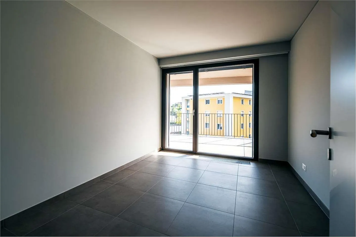 Splendid 3.5 Residence Solaia-Ascona - Photo 4 of 8