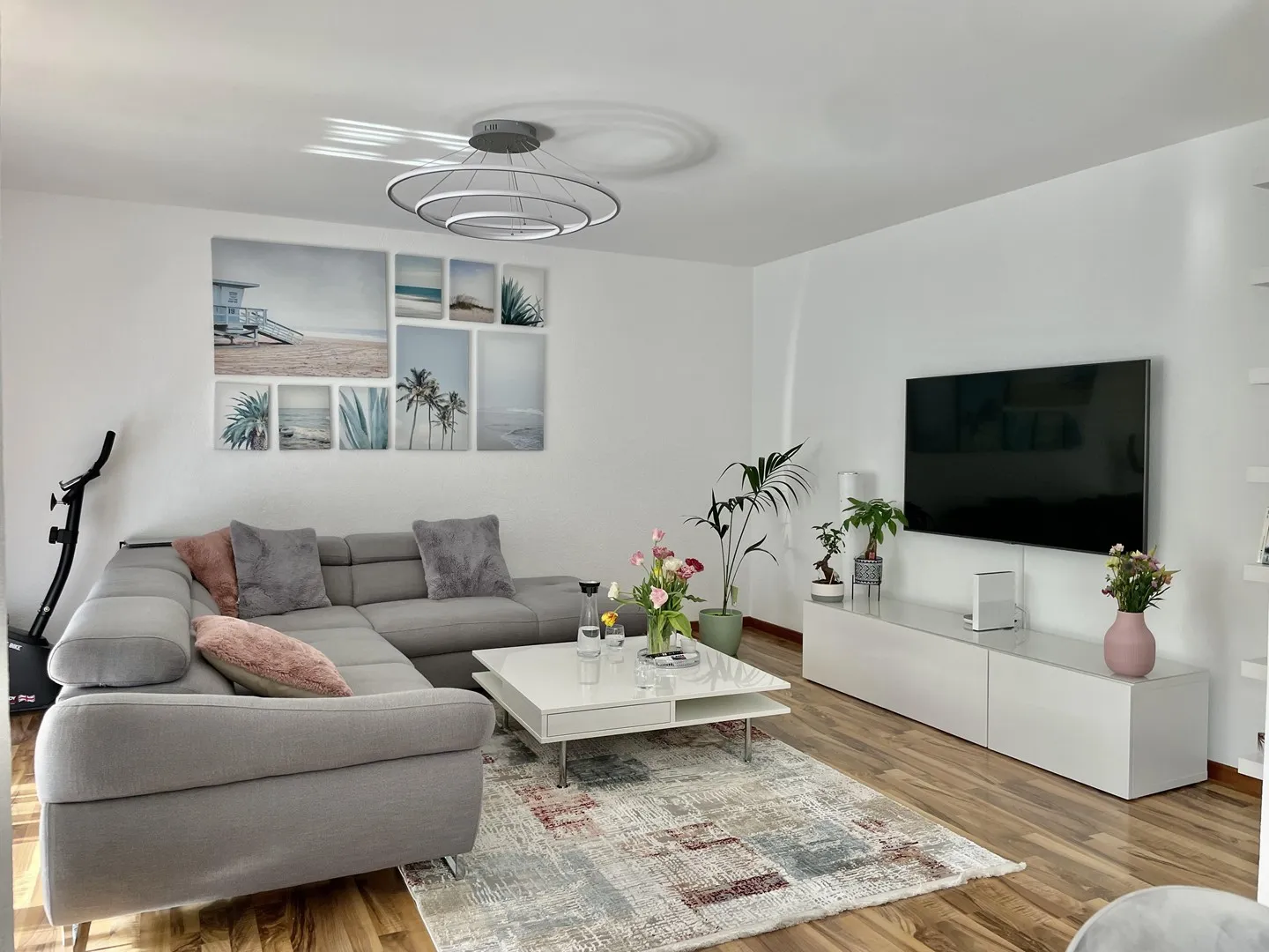 Appartamento attraente di 3,5 stanze con balcone - Foto 2 di 7