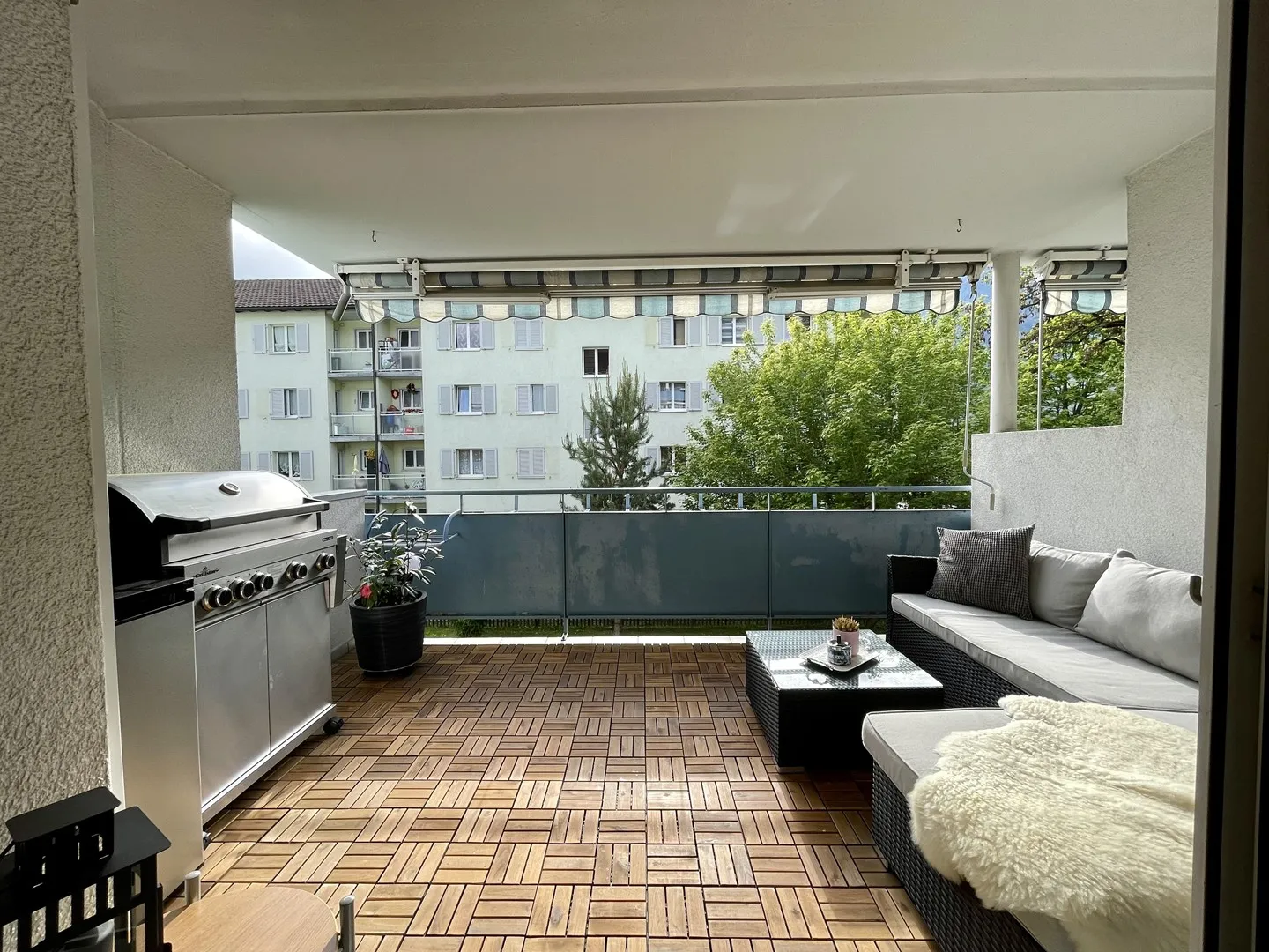 Appartamento attraente di 3,5 stanze con balcone - Foto 3 di 7