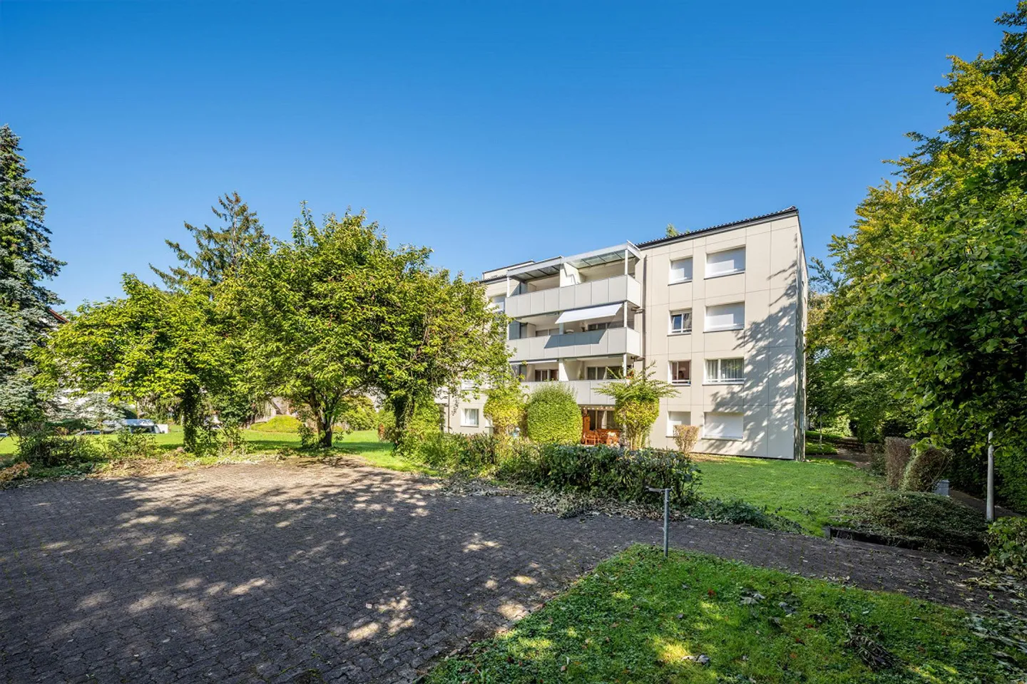 Familienfreundliche Wohnung in zentraler Lage - Foto 1 von 9