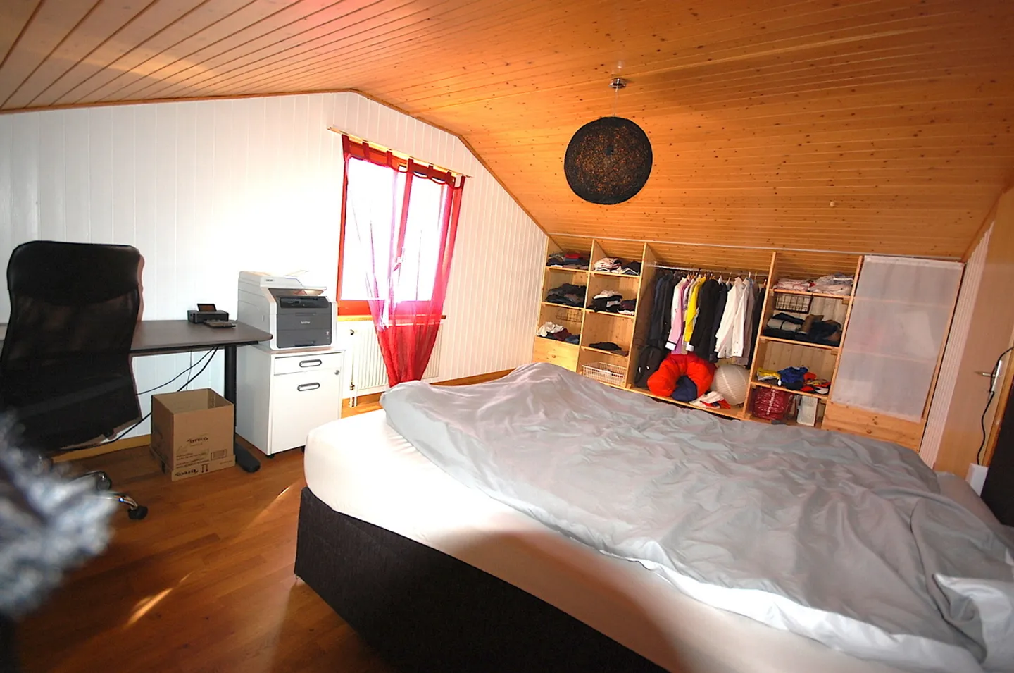 Spacious Duplex Apartments - Photo 21 of 26