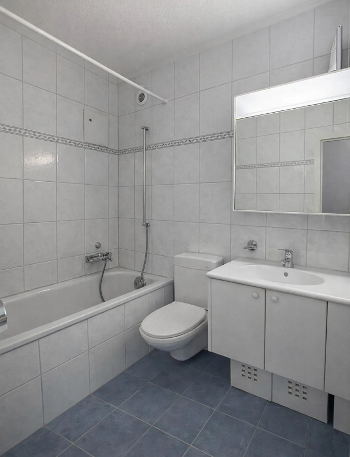 Familienfreundliche Wohnung in zentraler Lage - Foto 9 von 9