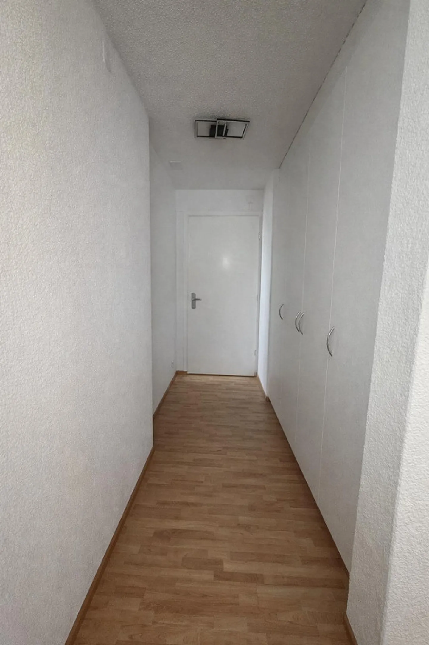 Familienfreundliche Wohnung in zentraler Lage - Foto 8 von 9