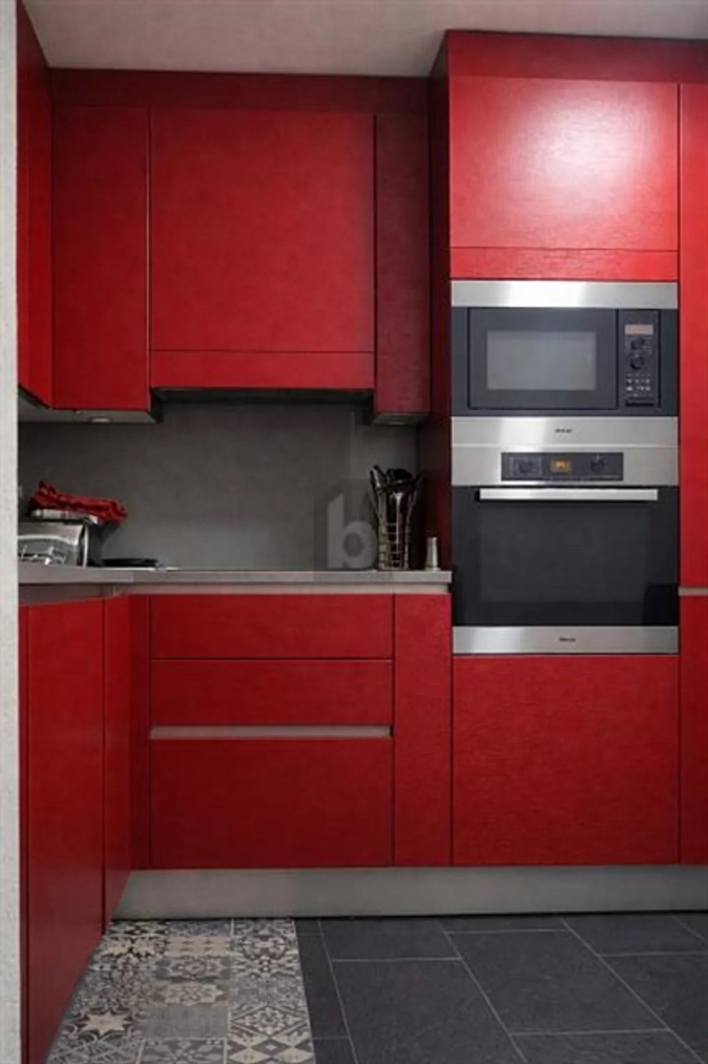 MODERN AND COMFORTABLE - Photo 4 of 6