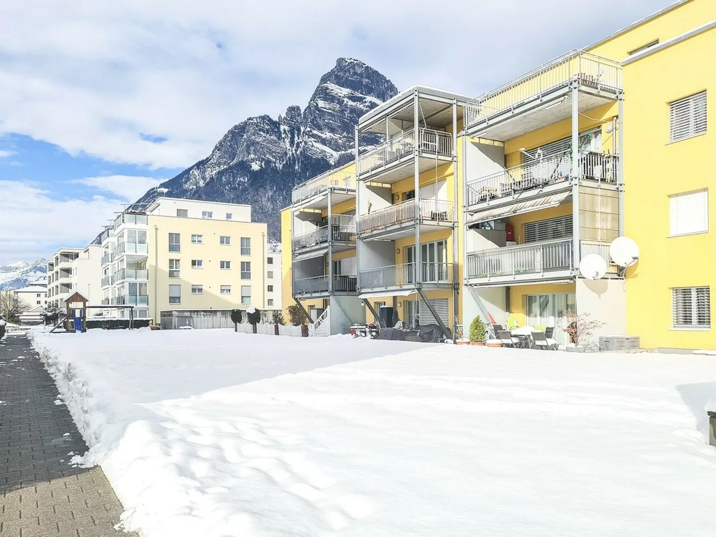 Überdachter Parkplatz mieten - Foto 1 von 1