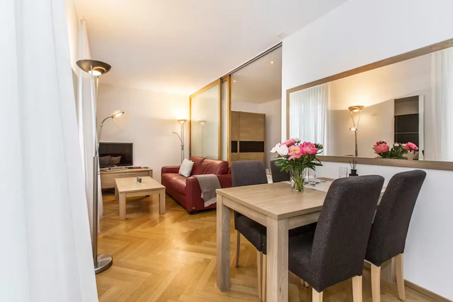 Appartement moderne à Zürich - Photo 3 sur 9