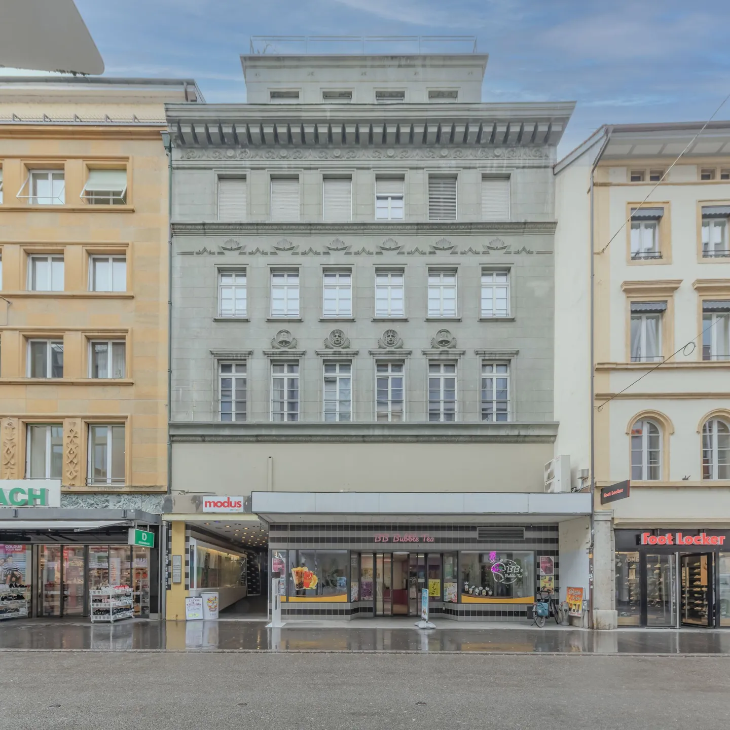 Votre bureau dans un emplacement central à Bienne - Photo 1 sur 8