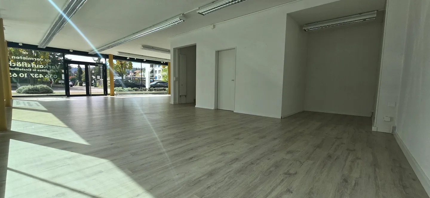 PROPRIÉTÉ D'INVESTISSEMENT À HAUT RENDEMENT - 5,92 % DE RENDEMENT DANS UN EMPLACEMENT DE CHOIX - Photo 4 sur 6