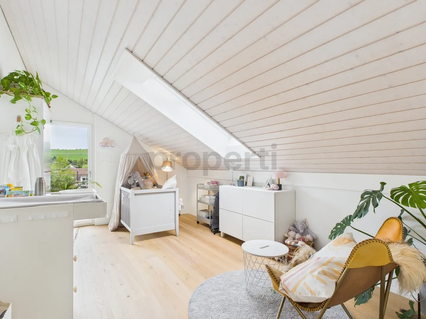 Modern 5.5-room penthouse apartment in Erlinsbach with beautiful terrace - Photo 7 of 11