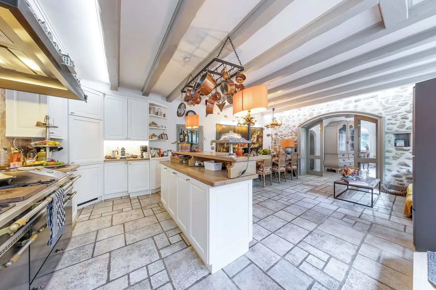 Charakterresidenz mit Seeblick und außergewöhnlichem Potenzial - Foto 6 von 7