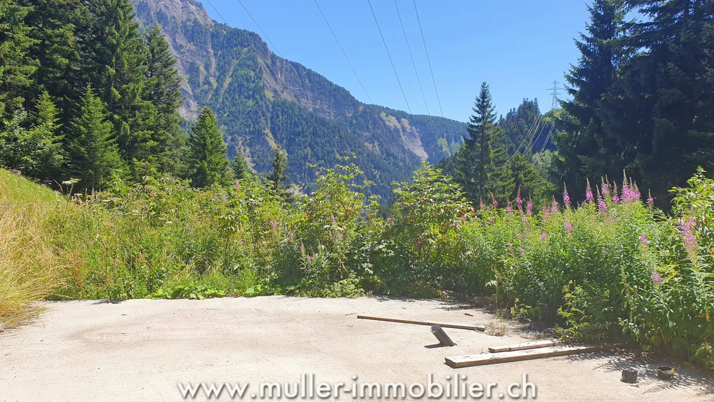 Building land with valid permit in Savièse - Photo 5 of 13