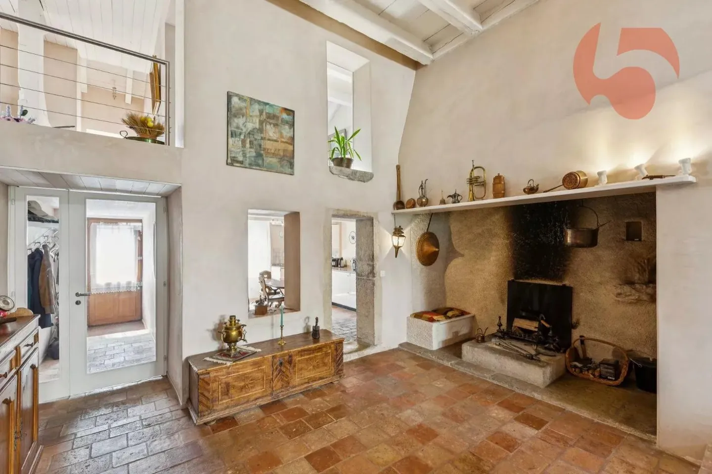 A Charming Village House with Old-World Charm - Photo 3 of 13