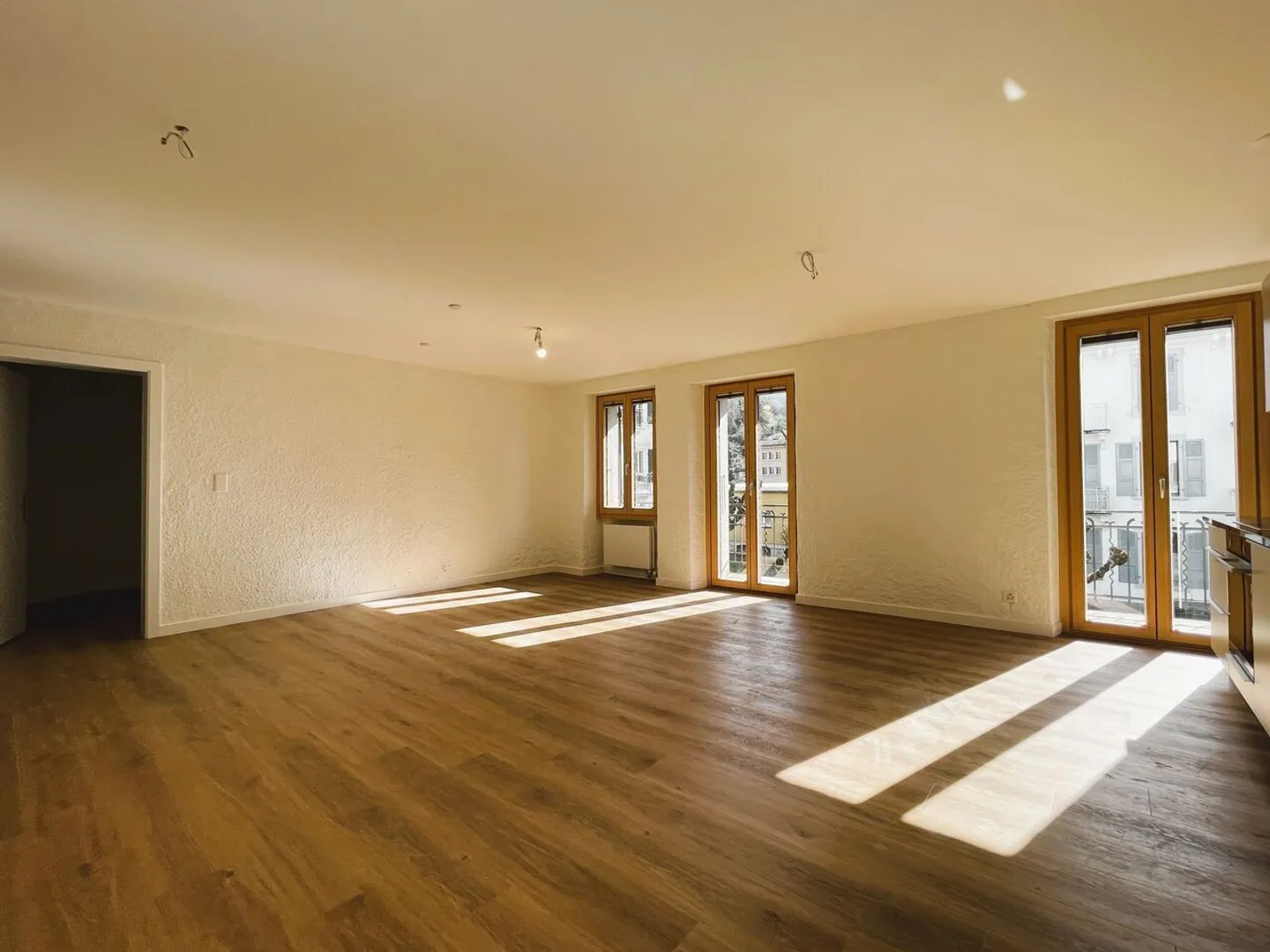 3.5 rooms 2 steps from the city center - Photo 3 of 7