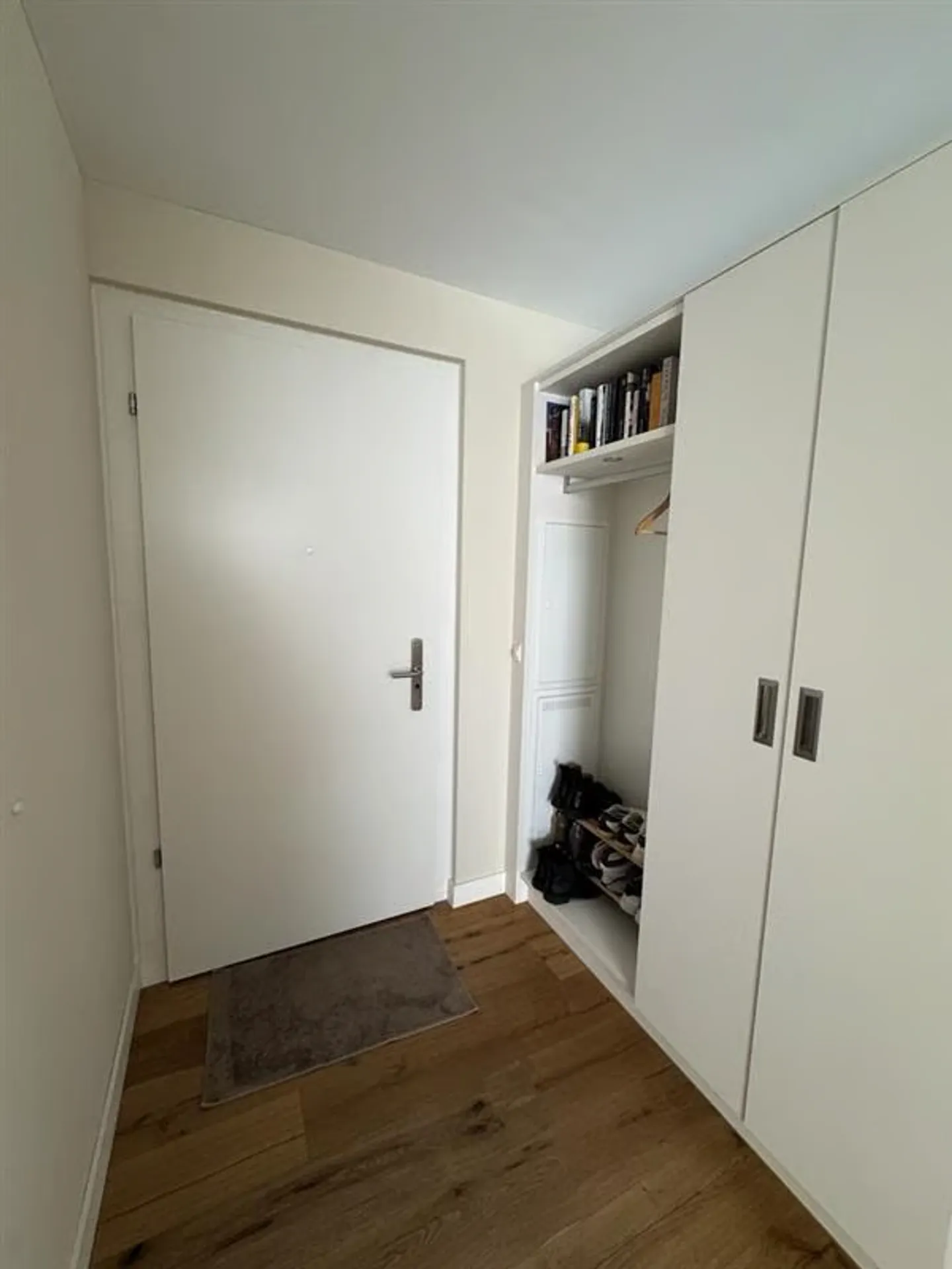 Luxuswohnung mit Balkon - Foto 6 von 7