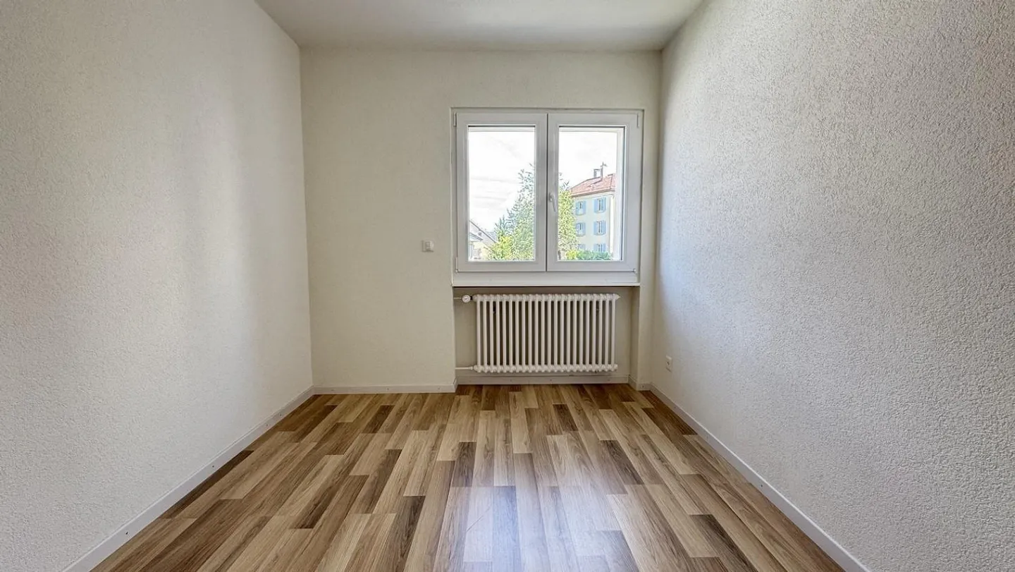 Première location après rénovation ! Appartement moderne de 4,5 pièces avec balcon à Saint-Gall - Photo 8 sur 12