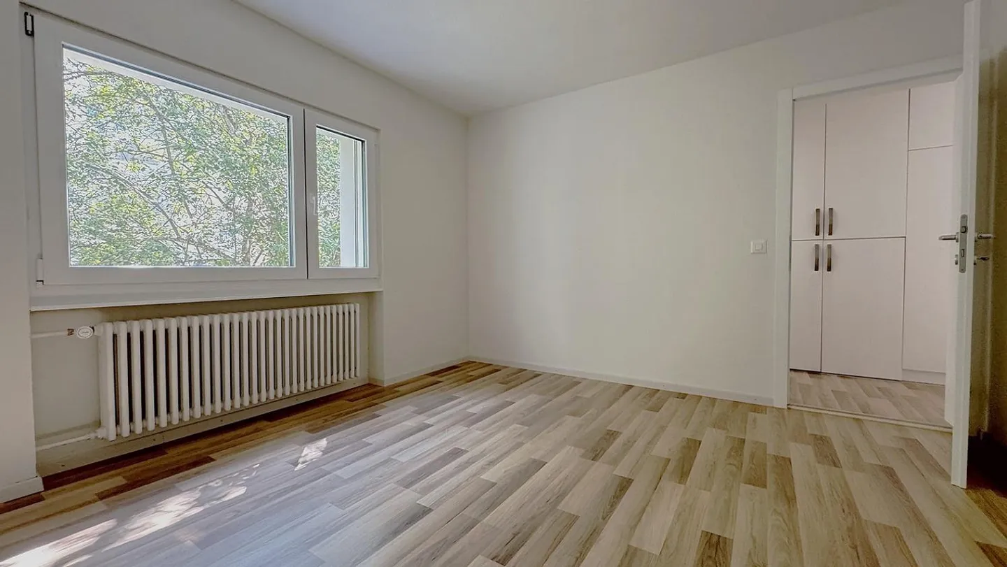 Première location après rénovation ! Appartement moderne de 4,5 pièces avec balcon à Saint-Gall - Photo 10 sur 12