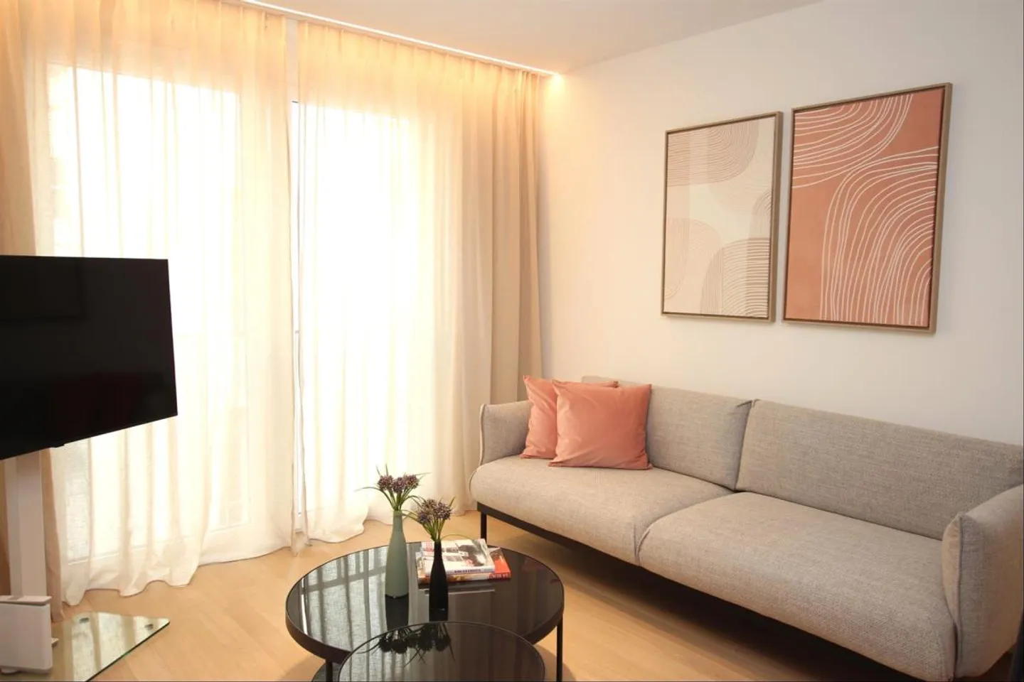 Appartamento Moderno con Terrazza - Foto 1 di 10