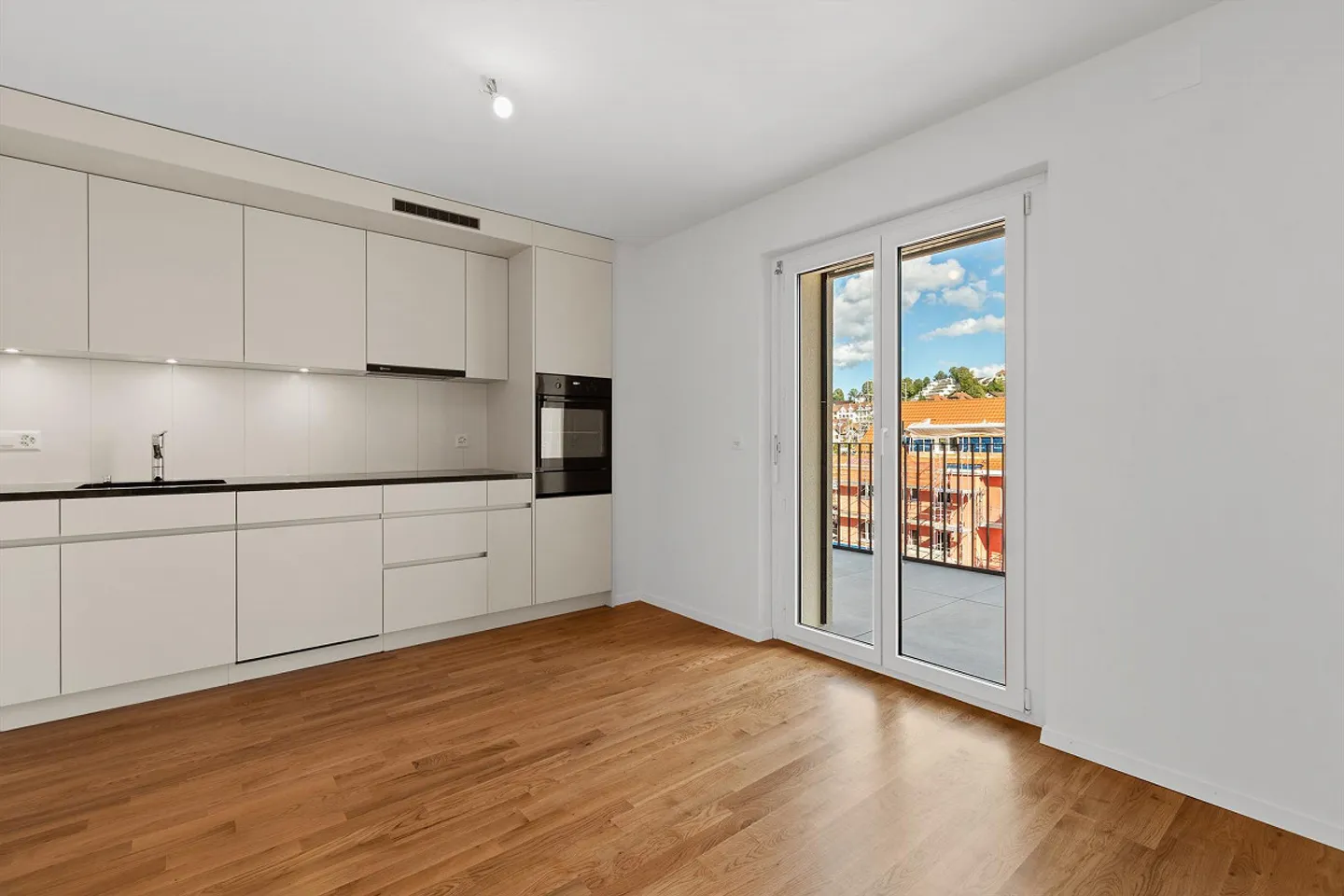 Appartement lumineux de 3,5 pièces au 1er étage - Photo 1 sur 8