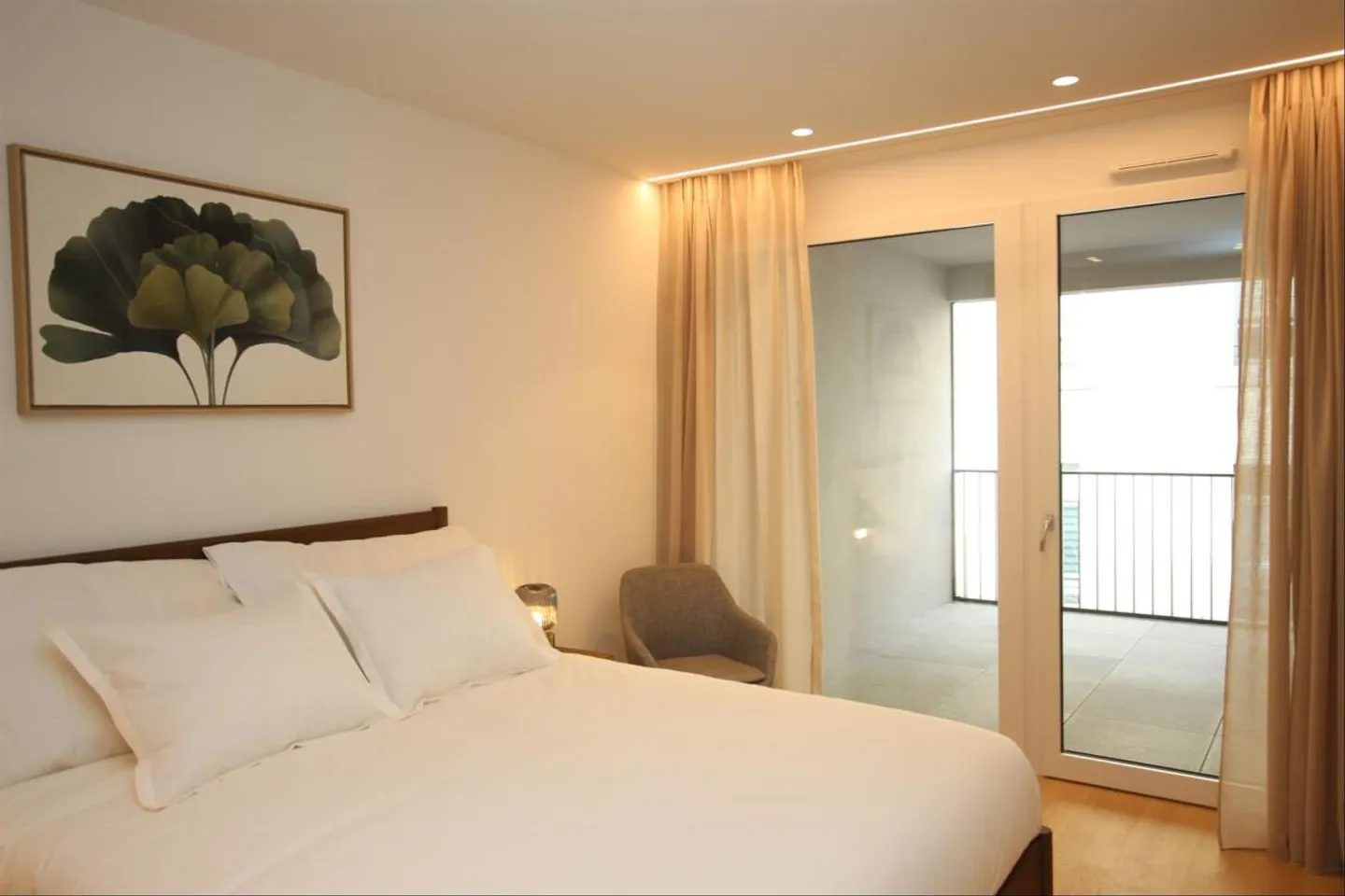 Appartamento Moderno con Terrazza - Foto 4 di 10