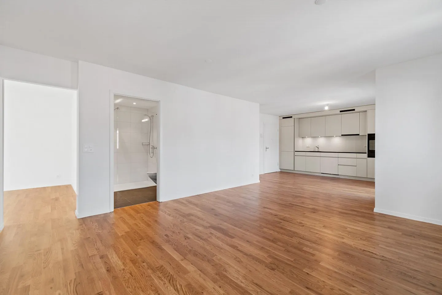 Appartement lumineux de 3,5 pièces au 1er étage - Photo 2 sur 8
