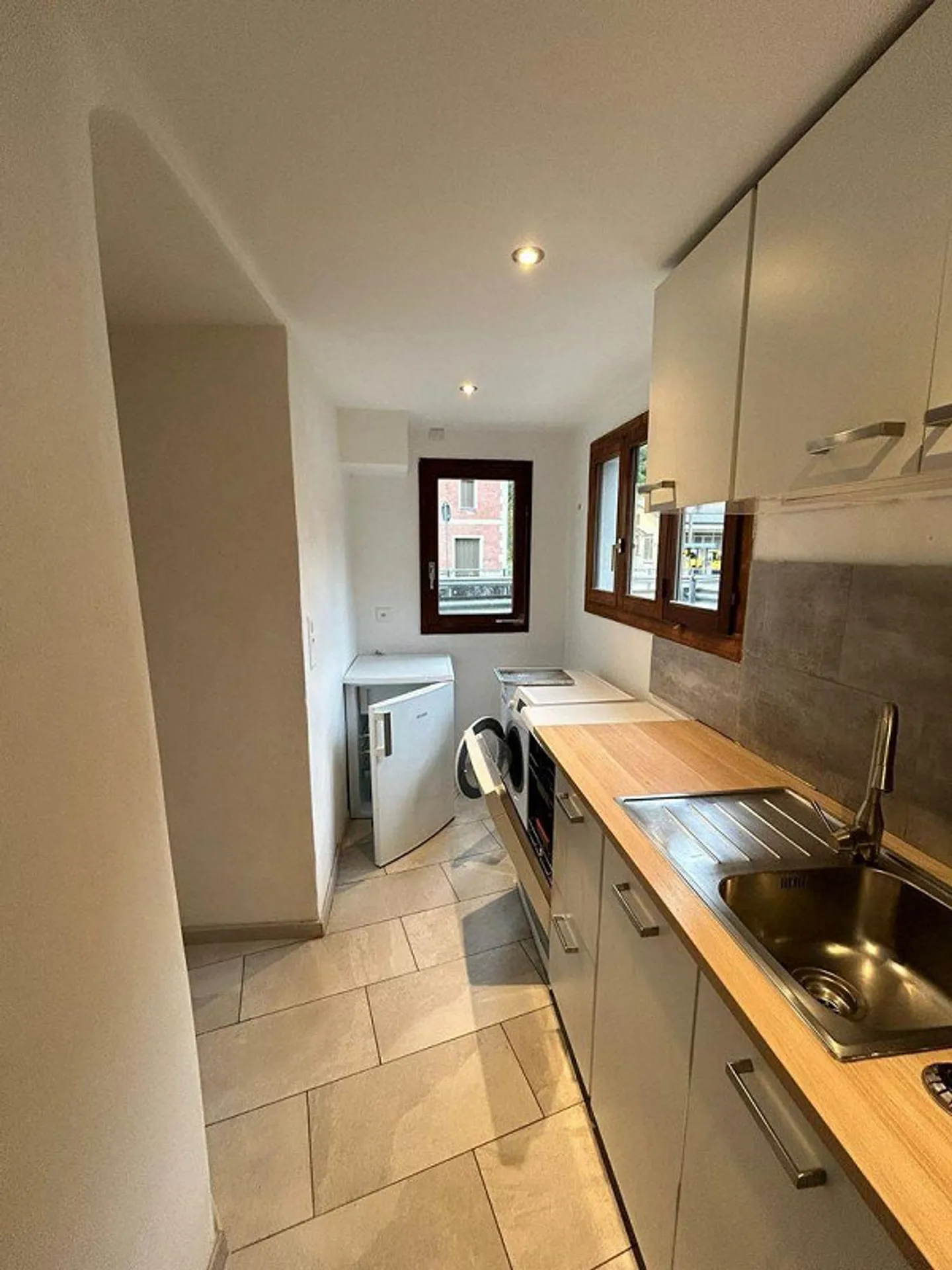 Casa ristrutturata con 3 appartamenti nel centro di Cevio | Renovie... - Photo 19 of 24