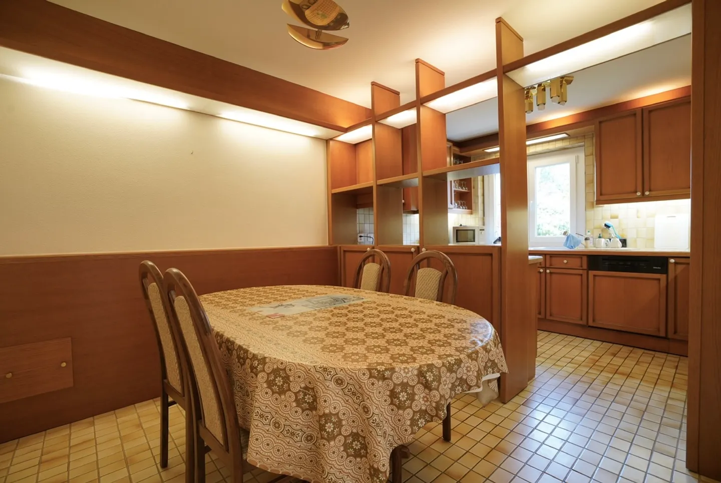 Beautiful 3.5-room apartment with foot in the water - Photo 16 of 18