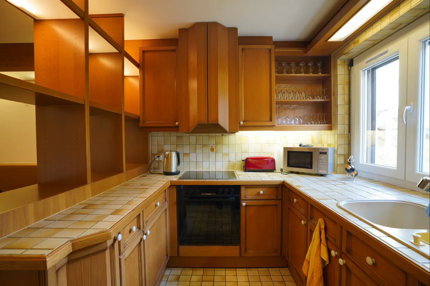 Beautiful 3.5-room apartment with foot in the water - Photo 17 of 18