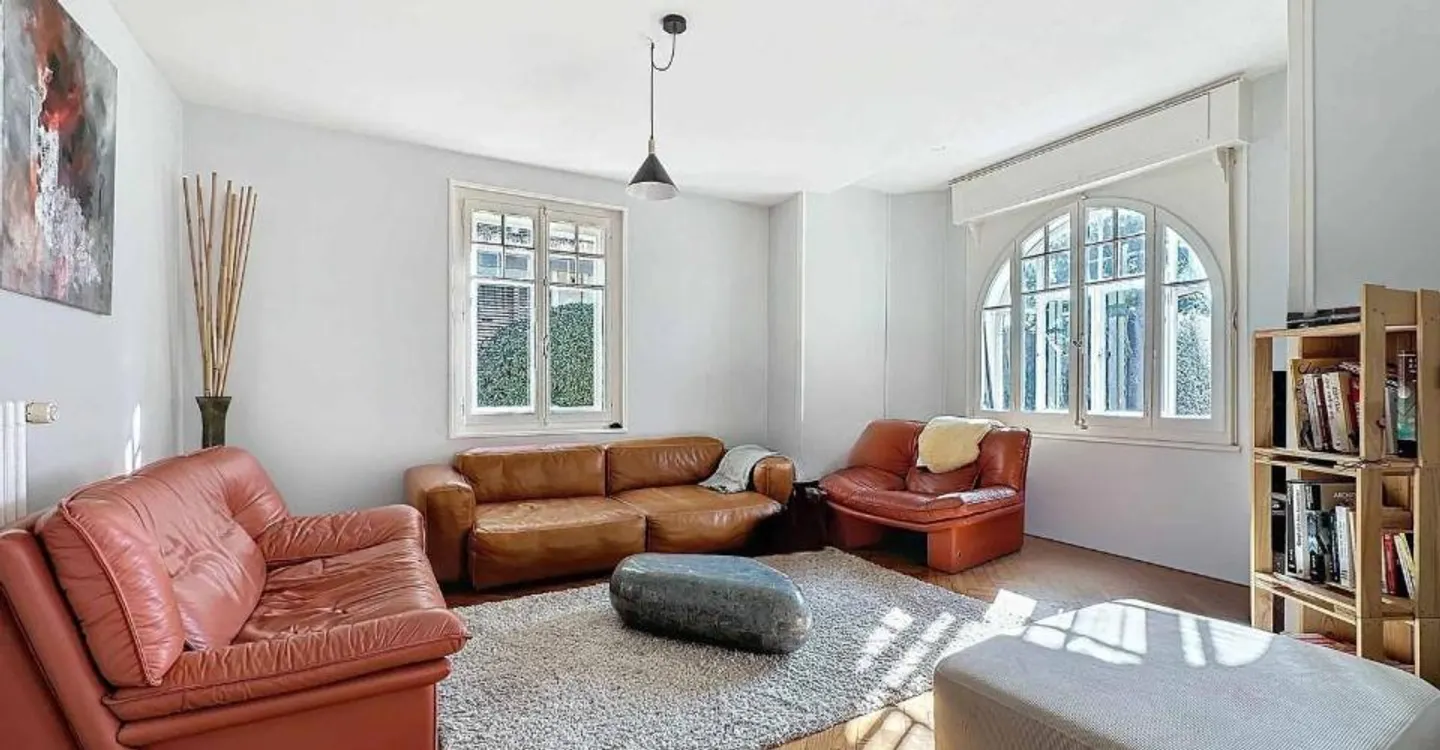 Zentrum Lausanne - Einfamilienhaus mit 6,5 Zimmern - Foto 3 von 12