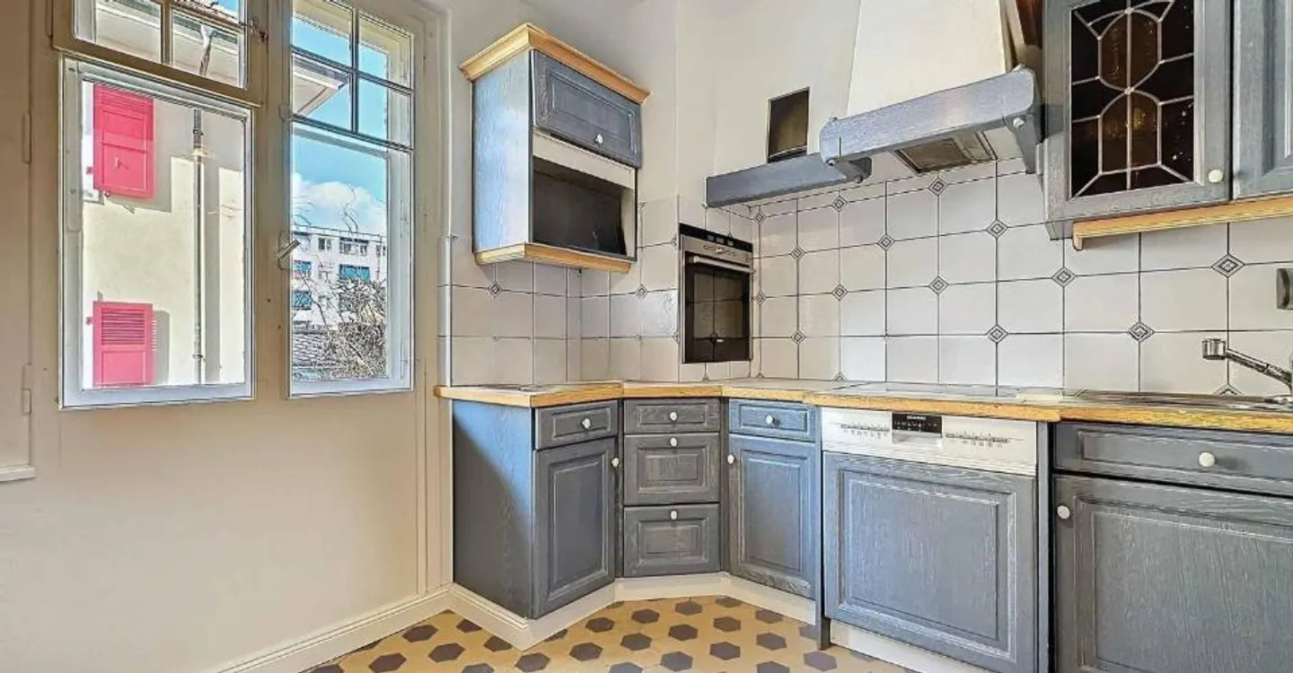 Zentrum Lausanne - Einfamilienhaus mit 6,5 Zimmern - Foto 7 von 12