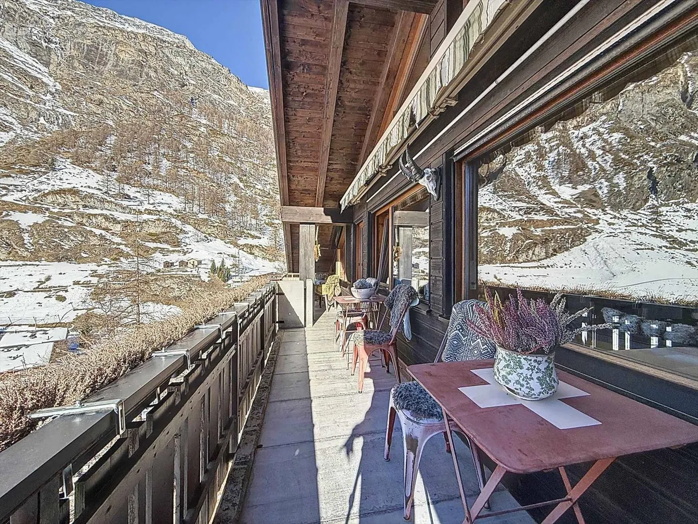 Esclusivo appartamento attico a Zermatt con vista unica sul Cervino - Foto 10 di 12