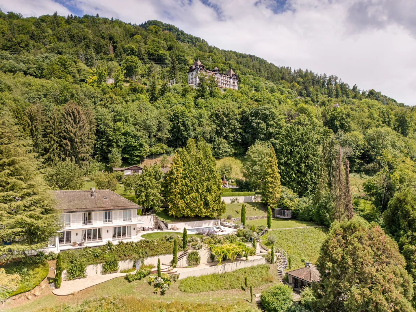 Stunning property with pool, panoramic view above Montreux - Photo 21 of 22