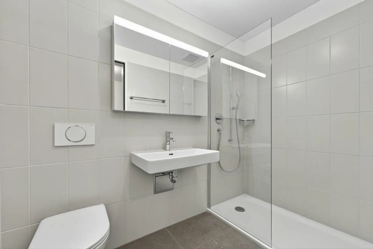 Moderne Familienwohnung mit grosszügigem Gartensitzplatz - Photo 4 of 6