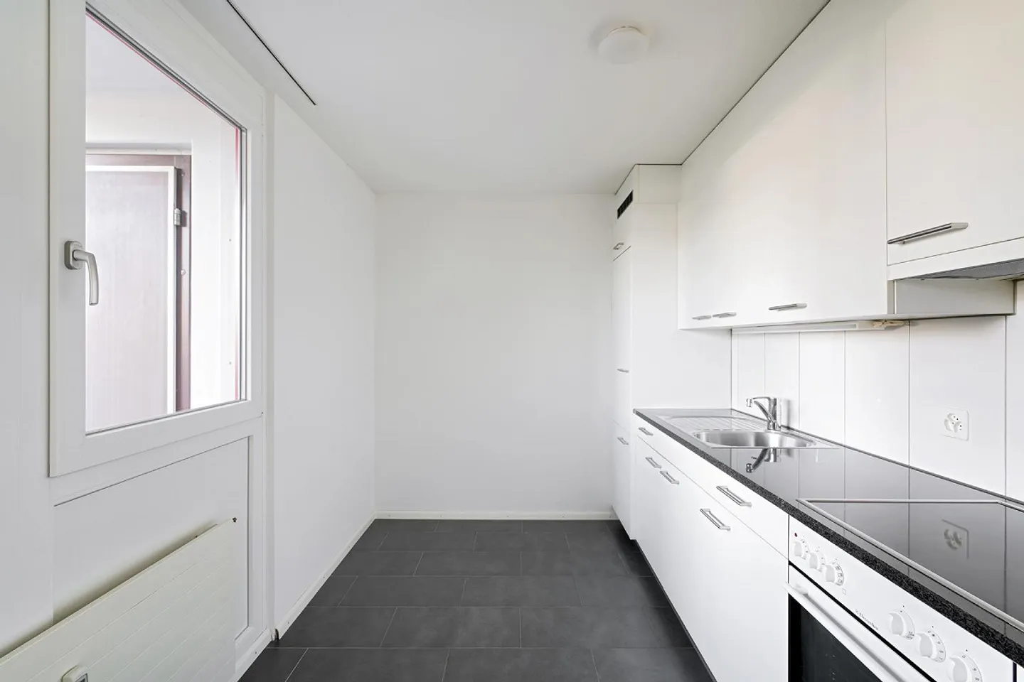 Charmante 2.5-Zimmer Wohnung - Foto 3 von 6