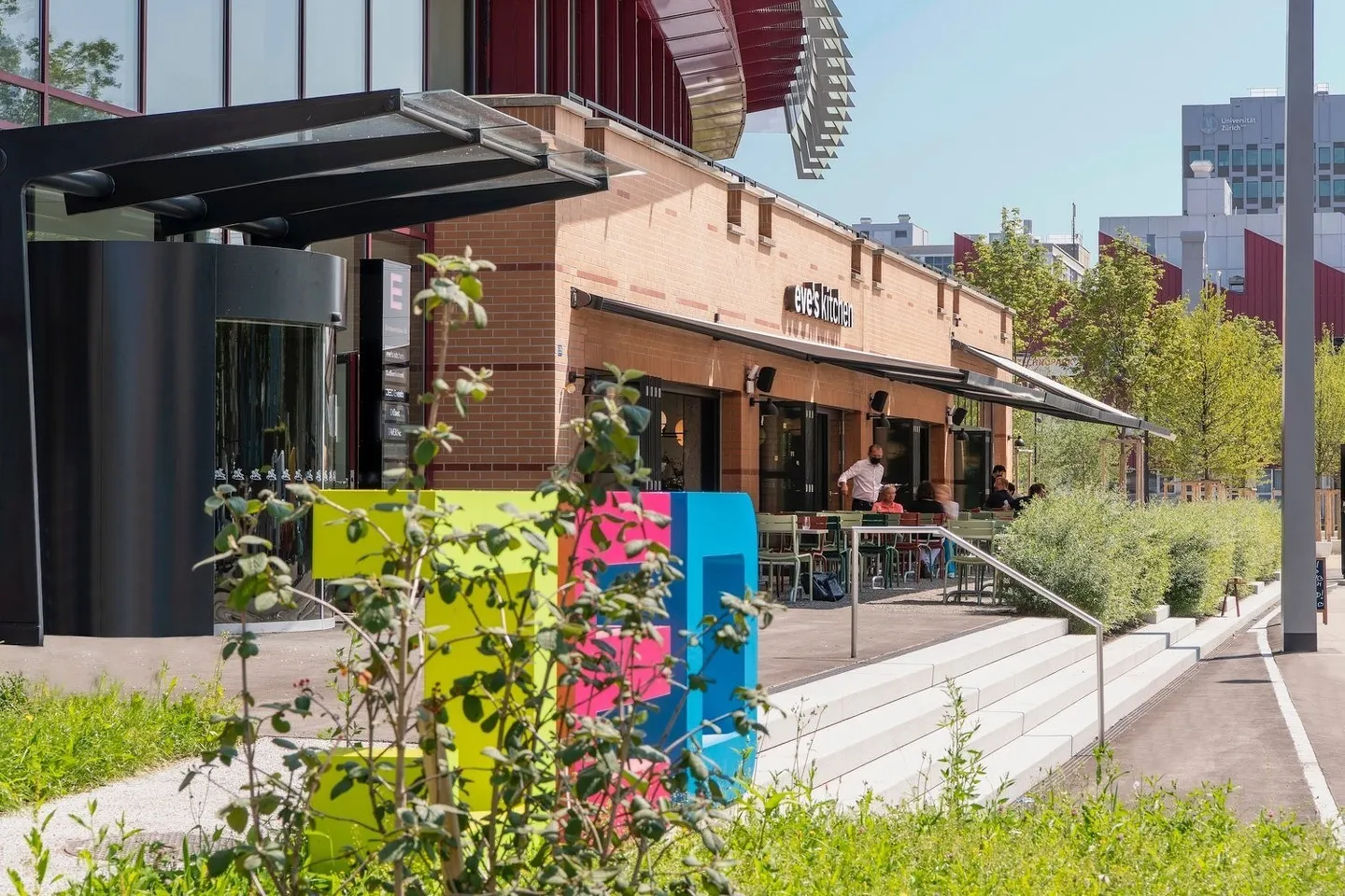 Spazio ufficio nel campus JED di Schlieren in subaffitto - flessibile e centralmente situato - Foto 2 di 6