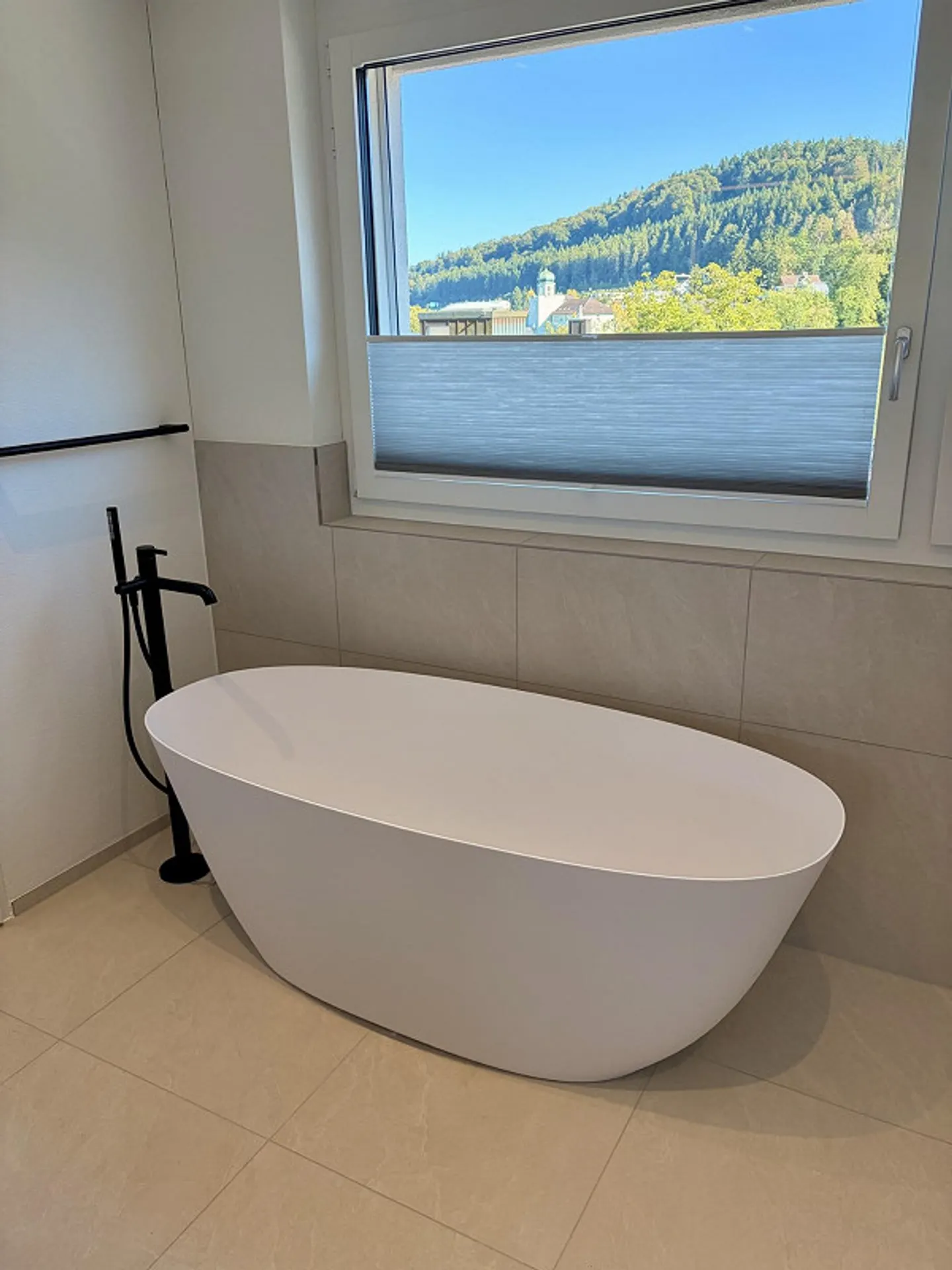 Charmante Wohnung mit Seeblick - Foto 9 von 10