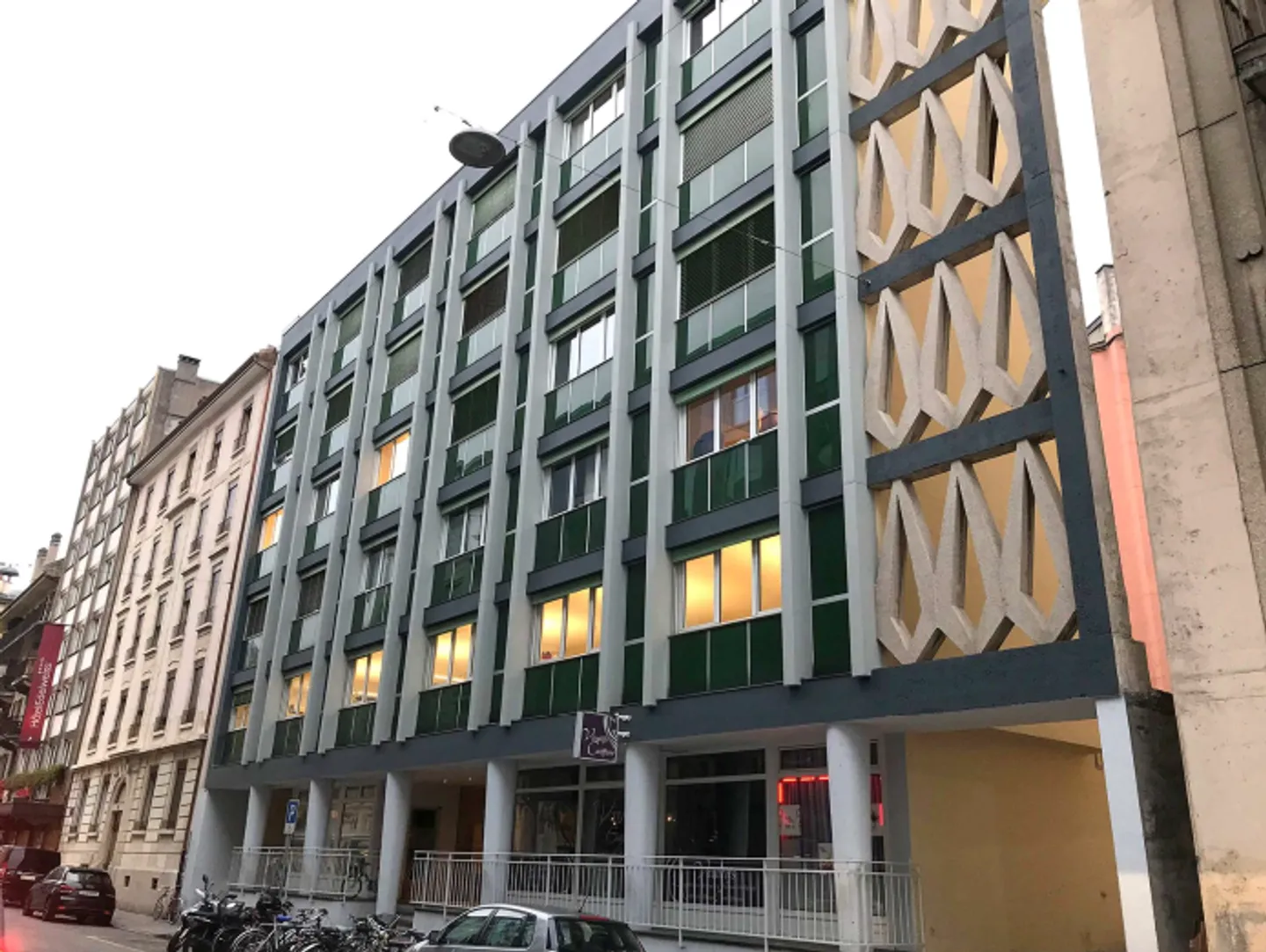 Place de Parking Intérieure - Photo 1 sur 1