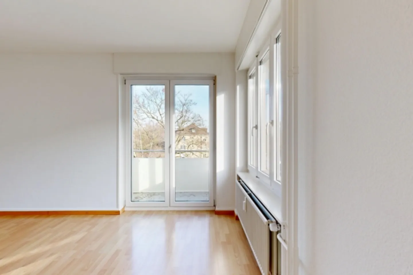 Apartment for rent - Photo 3 of 10